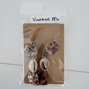 Vintage 1980s Shell Dangle Earrings Brown Cream Tan Cowrie Tiger Chandelier